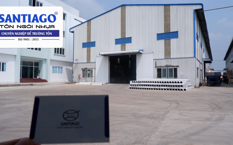 Nhà Máy Tôn Ngói Nhựa Santiago: Tấm Lợp Được Làm Ra Thế Nào