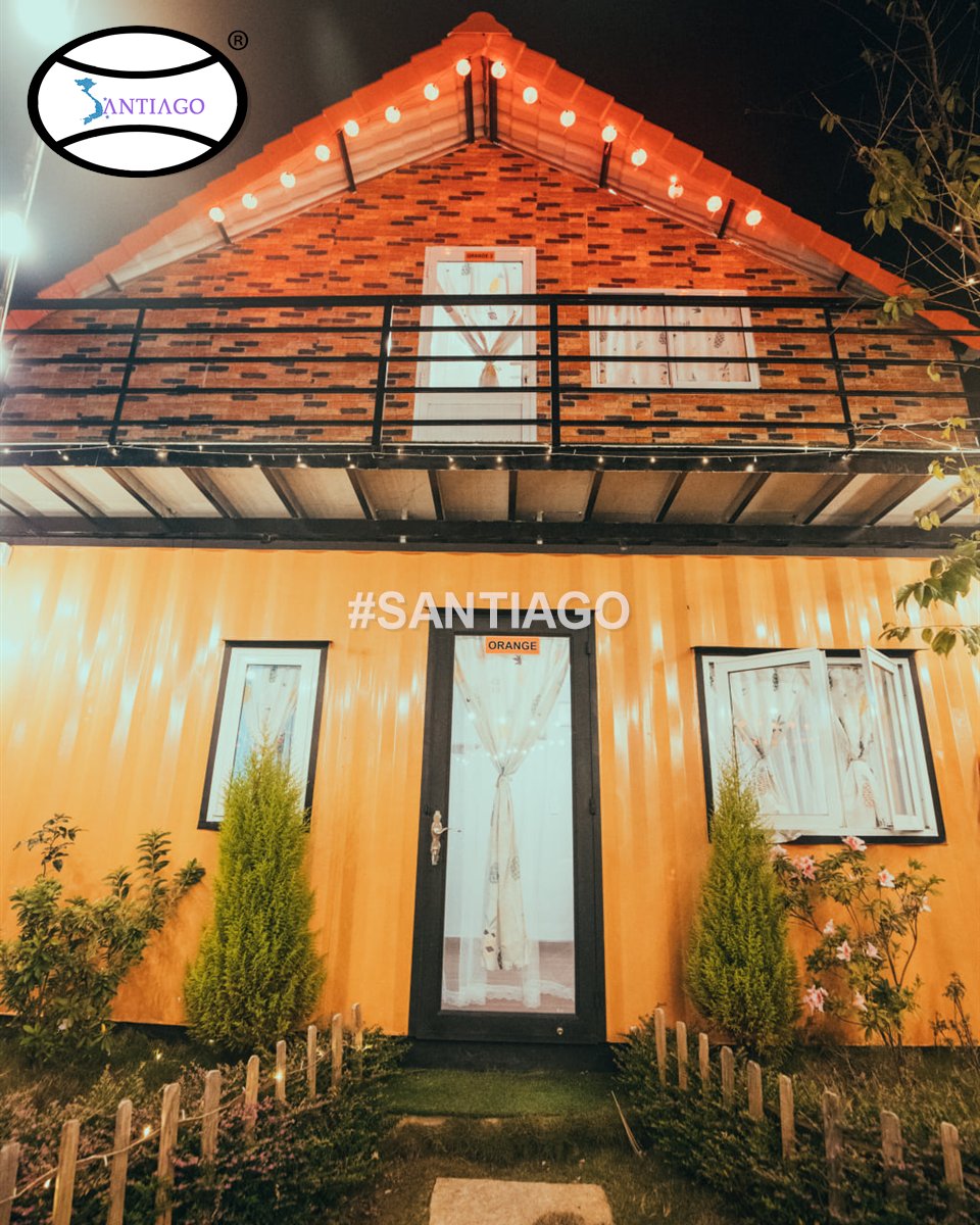 Mặt tiền một căn homestay mái ngói nhựa