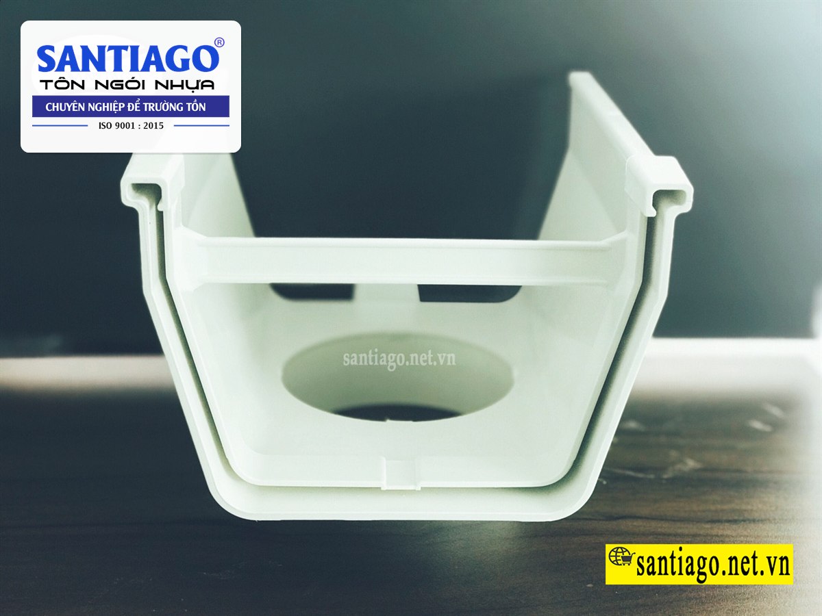 Phễu thu nước của máng xối nhựa PVC
